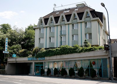 HOTEL BARA